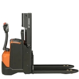 Xe nâng điện BT Staxio 2t Double Stacker Toyota