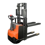 Xe nâng điện BT Staxio 2t Double Stacker Toyota
