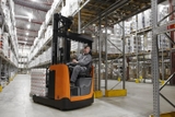 Xe nâng Reach truck cơ bản BT Reflex 1.4t Entry Level Reach Truck Toyota