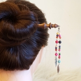 Trâm cài tóc tua rua gỗ hạt nhiều màu ( 2 dây )