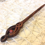 Trâm gỗ cài tóc " HOA VĂN MIX HẠT MÀU"