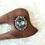 TRÂM ĐÍNH HẠT ĐÁ ĐEN