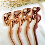 TRÂM CÀI TÓC NÓN LÁ