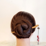 Trâm cài tóc tua rua đá hồng