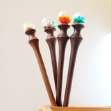 TRÂM CÀI TÓC GỖ-RESIN CẦU 20MM / HOA KHÔ