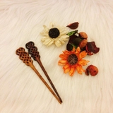 TRÂM CÀI TÓC XOẮN GỖ