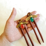 TRÂM CÀI TÓC BEE- ĐÁ MÀU (2 que)