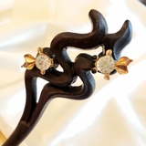 TRÂM CÀI TÓC CÁ BA ĐUÔI