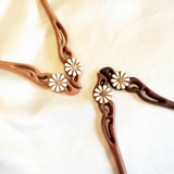 TRÂM CÀI TÓC GỖ- HOA CÚC