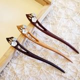 TRÂM CÀI TÓC HOA & ONG