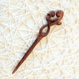 TRÂM CÀI TÓC GỖ MOMMY (MC)