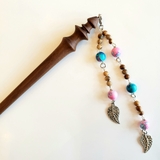 Trâm cài tóc tua rua gỗ hạt màu ( 2 dây )