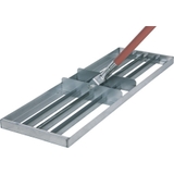 Dụng cụ san đất, san cát sân golf