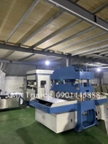 Máy cắt dập sản phẩm nhựa 120T