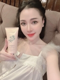 Serum dưỡng thể trắng da hoa trà Weilaiya - Body Lotion ban đêm