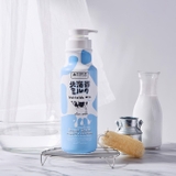 Sữa tắm dưỡng ẩm và sáng mịn da Hokkaido Made In Nature 700ml