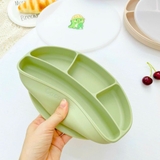 Khay ăn dặm silicon oval có nắp cho bé