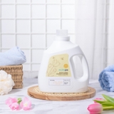 Nước giặt xả sinh học Mompa can 3000ml