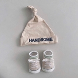 Set vớ nón chóp Chicbaby thêu chữ handsome cá tính