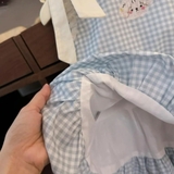 Đầm váy caro xanh dáng bí hình gấu cho bé gái