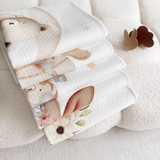 Tấm lót chống thấm trần Hàn Honee họa tiết cổ tích