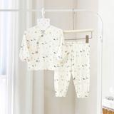 Bộ dài sơ sinh cài chéo MĐ Kids nền kem in họa tiết