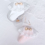 Tất vớ ren công chúa đính nơ vàng cho bé