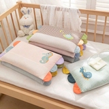 Gối cotton caro cầu vồng cho bé