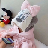 Ủ choàng lông tuyết Mickey cho bé