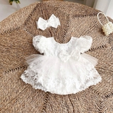 Body váy ren thêu hoa nổi màu trắng kèm turban cho bé