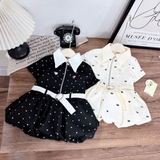 Đầm váy sơ mi cổ khóa kéo kèm đai dáng bí cho bé