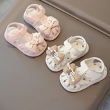 Giày sandal tập đi nơ đính gấu Love Bear cho bé