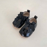 Giày da tập đi 2 nơ vải mềm chống trượt cho bé gái