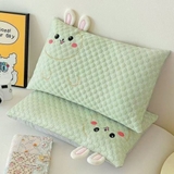 Gối băng lụa lạnh hạt đậu hình thỏ cho bé
