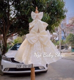 Đầm ren cột cổ kết hoa trắng bé gái