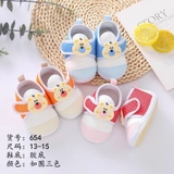Giày đế kết tập đi hình gấu