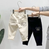 Quần kaki thêu gấu túi sau cho bé trai