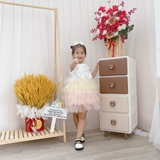 Đầm xoè ren nhiều tầng nơ ngực kèm cài tóc