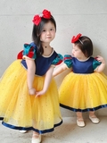 Đầm công chúa Bạch Tuyết in bông tuyết lấp lánh