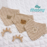 Set 2 yếm xô Moony thêu gấu thỏ xinh xắn cho bé