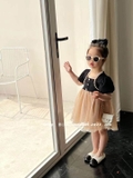 Đầm đen tay bồng viền ren voan xoè lấp lánh