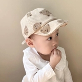 Mũ lưỡi trai vải nhung in hình gấu