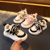 Giày thể thao có dây cột phong cách Hàn Quốc