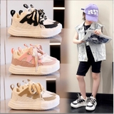 Giày thể thao có dây cột phong cách Hàn Quốc