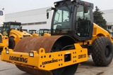 Xe lu rung Lonking CDM512D Tải trọng 12 tấn, lực rung 27 tấn