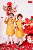 Áo dài bạch hạc vàng
