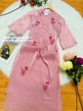 Áo dài tơ hồng kết hoa - quần đỏ