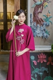 Áo dài linen hồng sen đậm dáng suông-  thêu hoa