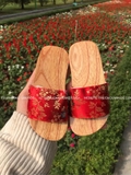 Guốc mộc quai gấm cho bé