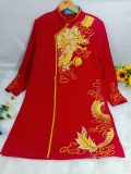 Aó dài đỏ thêu rồng